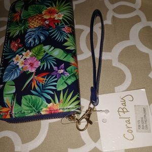 EXCEPTIONAL CAROL BAY WALLET